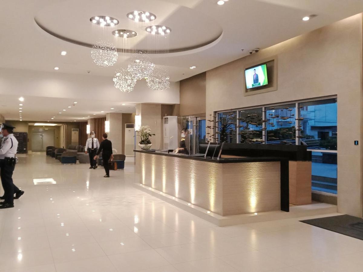 Chin'S Place Sea Residences Moa Manila Luaran gambar