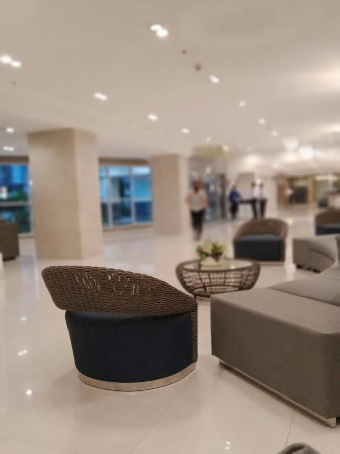 Chin'S Place Sea Residences Moa Manila Luaran gambar