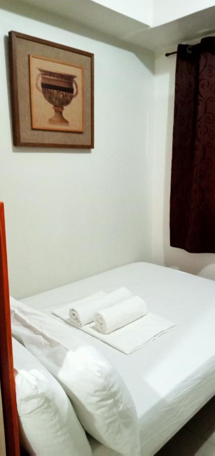 Chin'S Place Sea Residences Moa Manila Luaran gambar