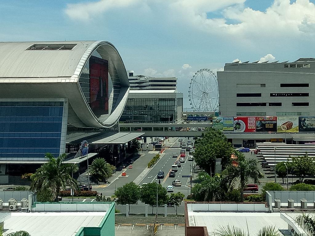 Chin'S Place Sea Residences Moa Manila Luaran gambar